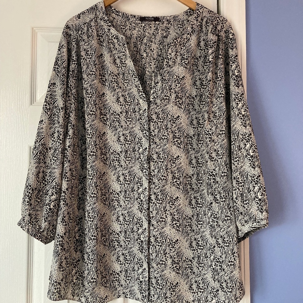 NYDJ Plus Size Black & White Pintuck Top